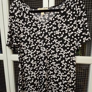 MICHAEL Michael Kors Black and White Floral Blouse